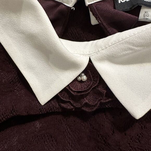 NWT Karl Lagerfeld Women's Peter Pan Collar Gothcore Lace Blouse Pearl Buttons - Picture 8 of 8